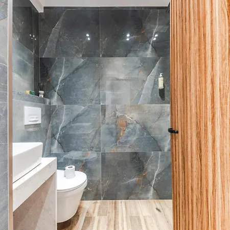 Atelier By Apartment *